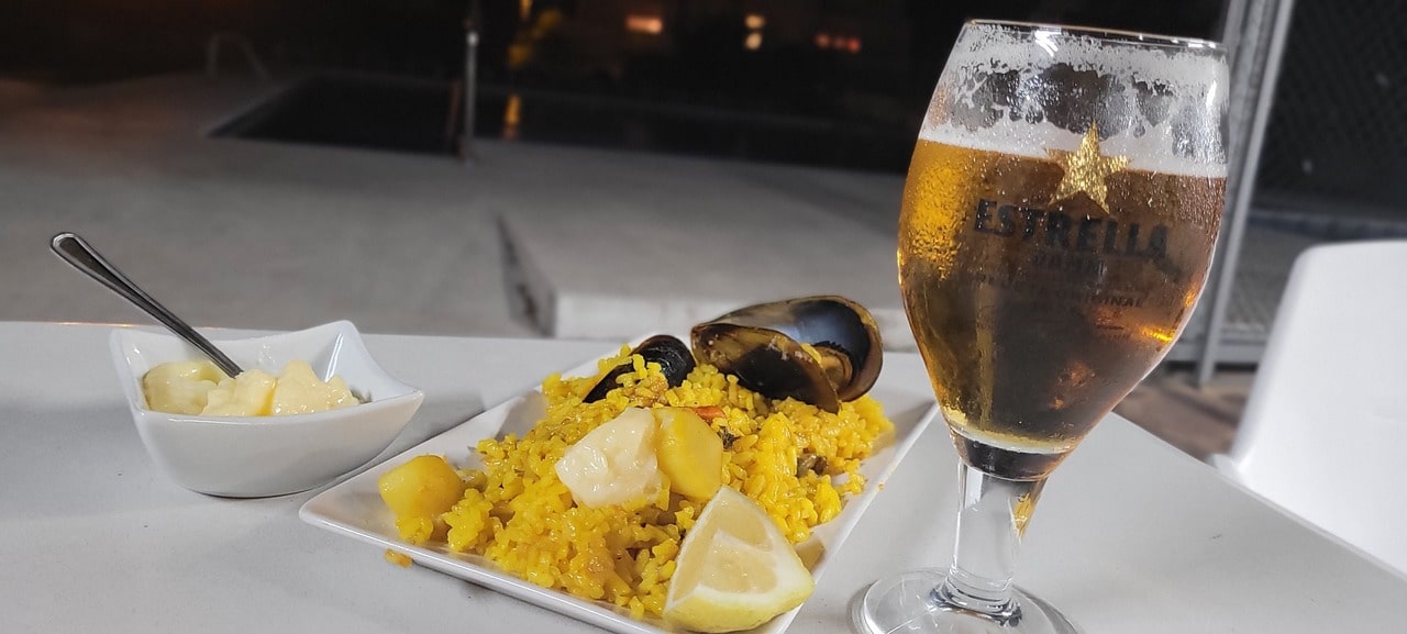 Rețeta Paella de Marisco. La Club Social las Palmas