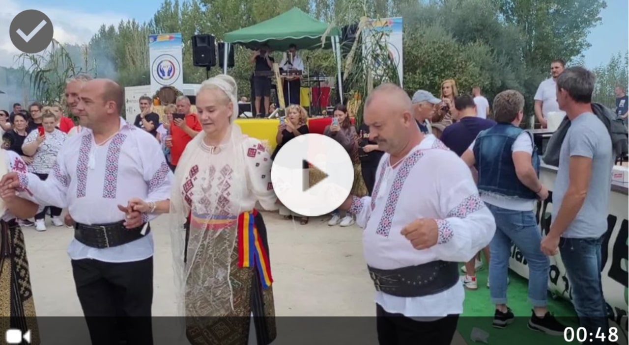 VIDEO/ Ciuleandra, jucată de românii din Castellon, Spania.