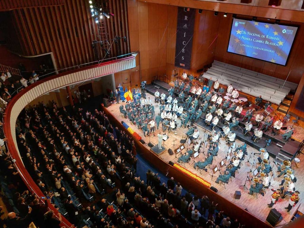 Concertul extraordinar de ziua României Unirea Basarabiei cu România apns romani în spania