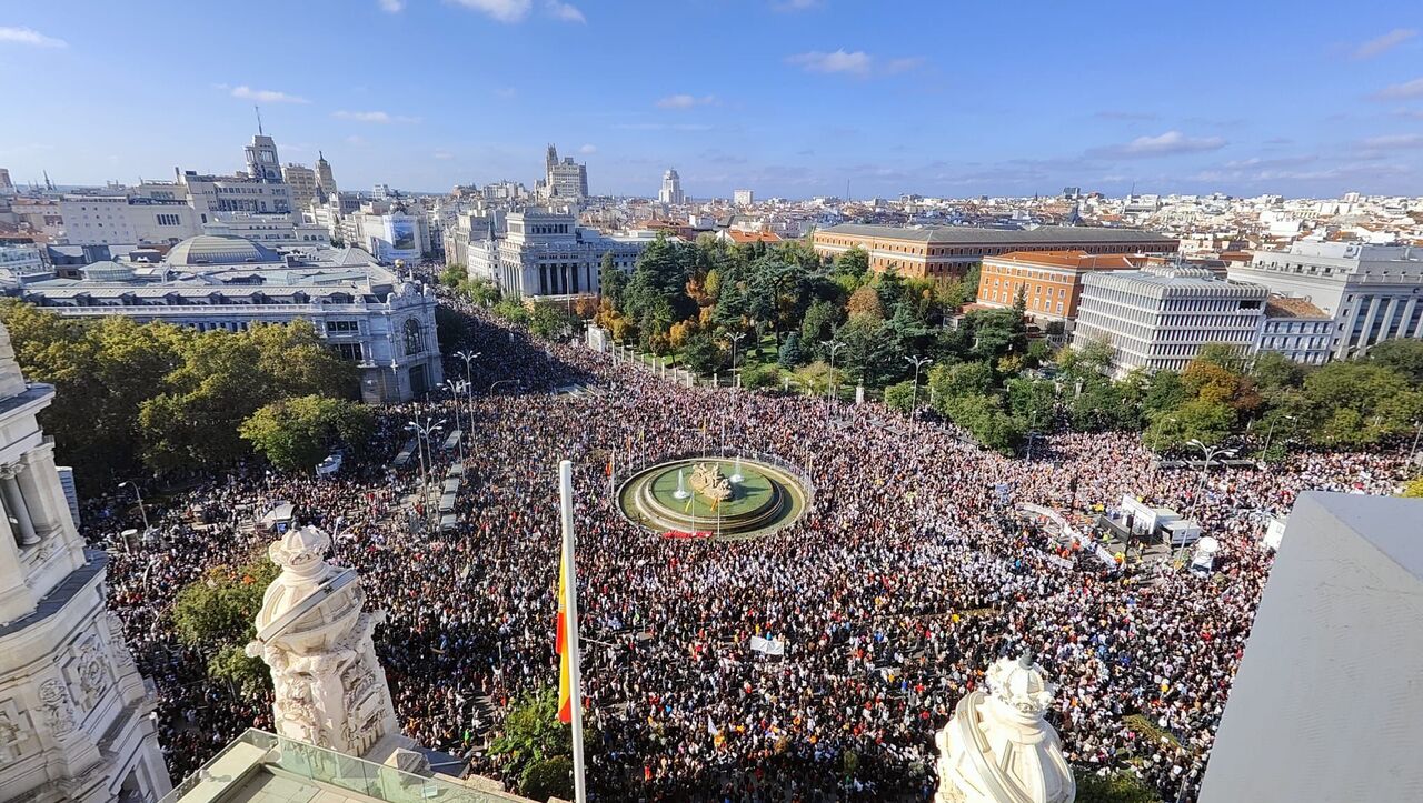 Protest în Madrid. 200 de mii de oameni în stradă pentru Sistemul Sanitar de Urgență/ AUDIOPODCAST